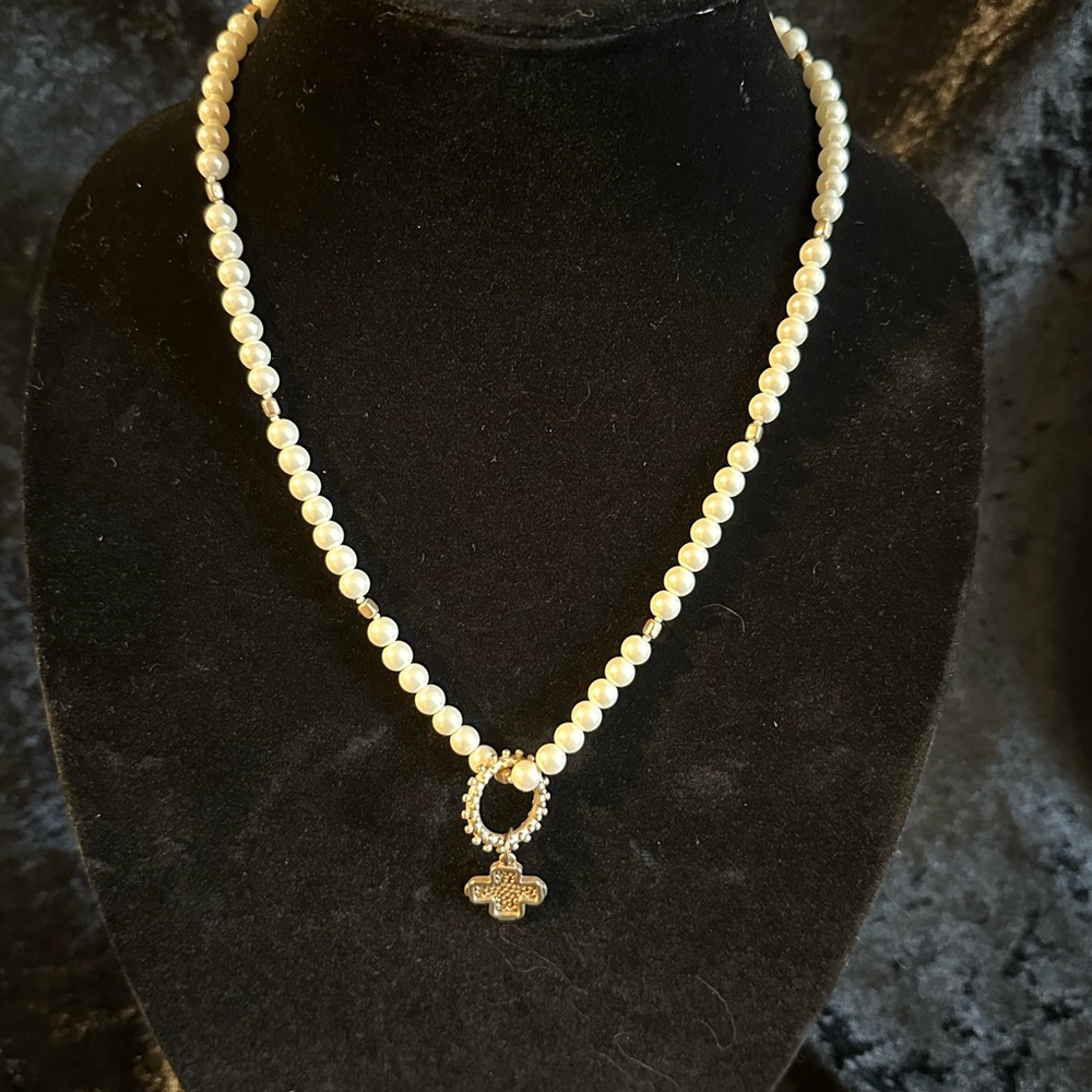 NWT Anne Marie Pearl Necklace with Gold Accent